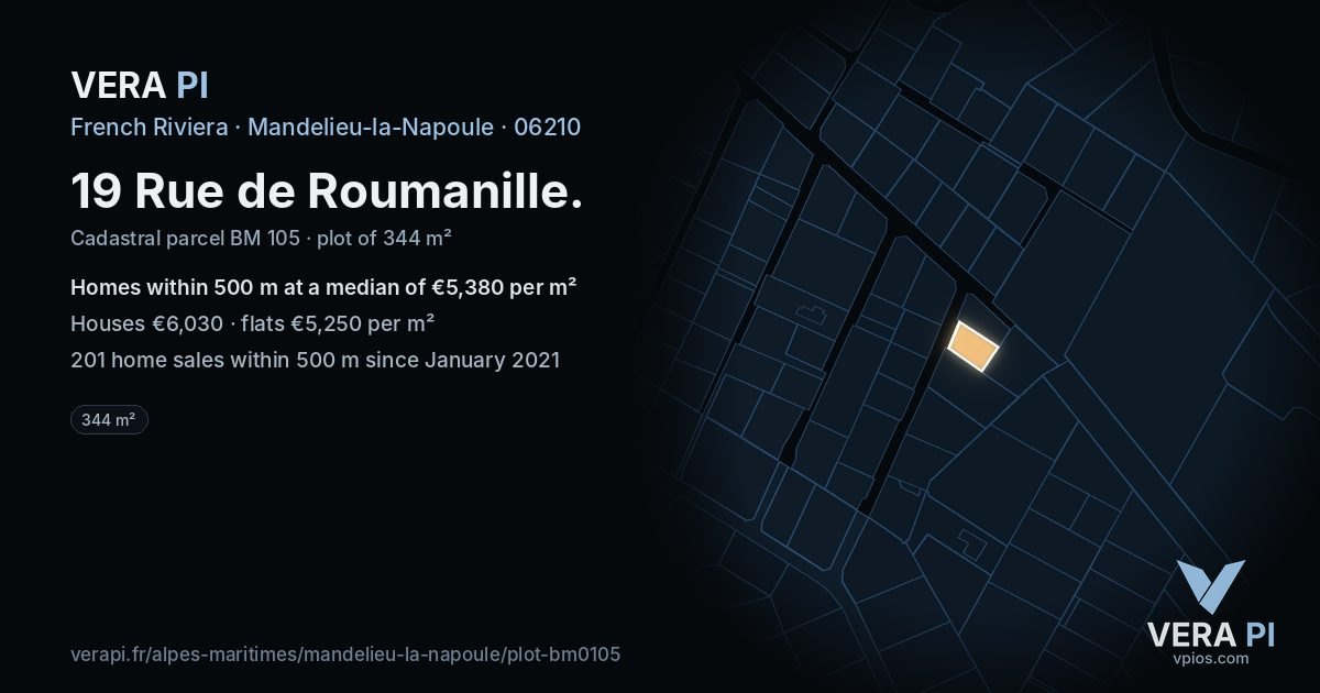 19 Rue de Roumanille, Mandelieu-la-Napoule at night – the plot lit, the parcels around coloured by the prices near them