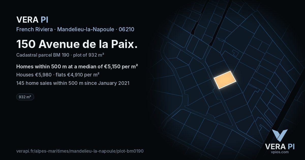150 Avenue de la Paix, Mandelieu-la-Napoule at night – the plot lit, the parcels around coloured by the prices near them