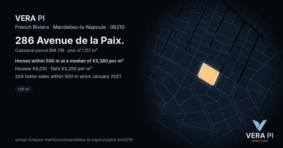 286 Avenue de la Paix, Mandelieu-la-Napoule at night – the plot lit, the parcels around coloured by the prices near them