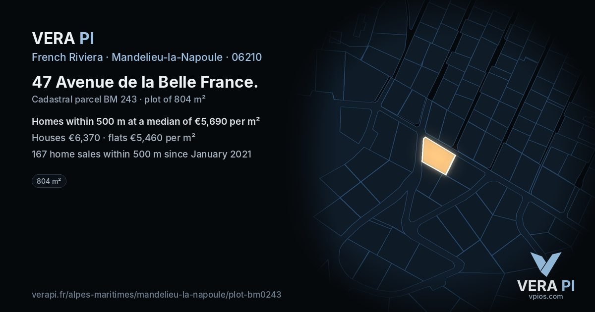 47 Avenue de la Belle France, Mandelieu-la-Napoule at night – the plot lit, the parcels around coloured by the prices near them
