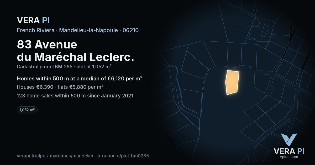 83 Avenue du Maréchal Leclerc, Mandelieu-la-Napoule at night – the plot lit, the parcels around coloured by the prices near them