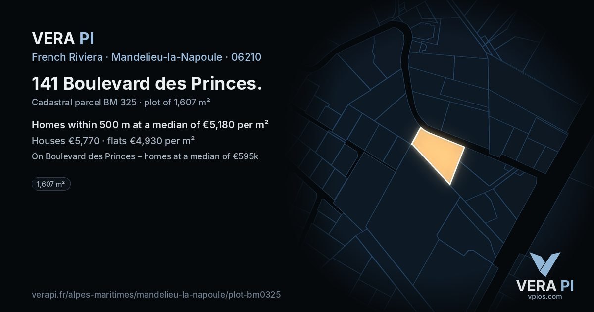 141 Boulevard des Princes, Mandelieu-la-Napoule at night – the plot lit, the parcels around coloured by the prices near them