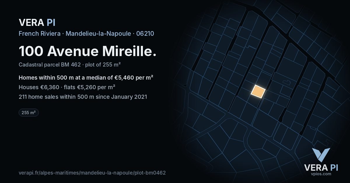 100 Avenue Mireille, Mandelieu-la-Napoule at night – the plot lit, the parcels around coloured by the prices near them