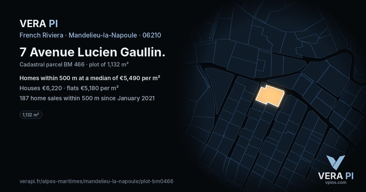 7 Avenue Lucien Gaullin, Mandelieu-la-Napoule at night – the plot lit, the parcels around coloured by the prices near them