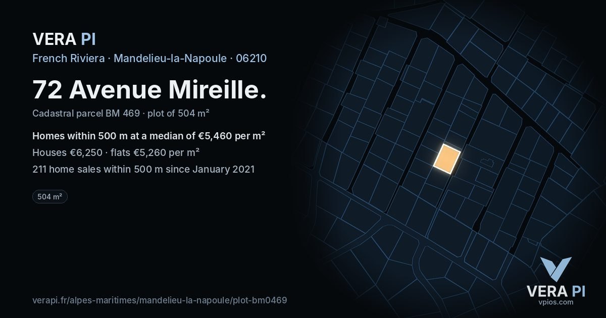 72 Avenue Mireille, Mandelieu-la-Napoule at night – the plot lit, the parcels around coloured by the prices near them