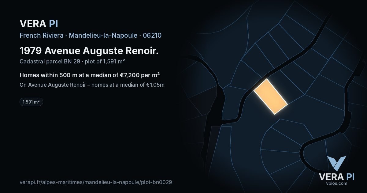 1979 Avenue Auguste Renoir, Mandelieu-la-Napoule at night – the plot lit, the parcels around coloured by the prices near them