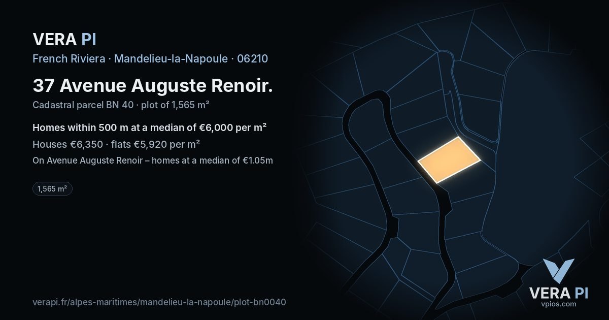 37 Avenue Auguste Renoir, Mandelieu-la-Napoule at night – the plot lit, the parcels around coloured by the prices near them