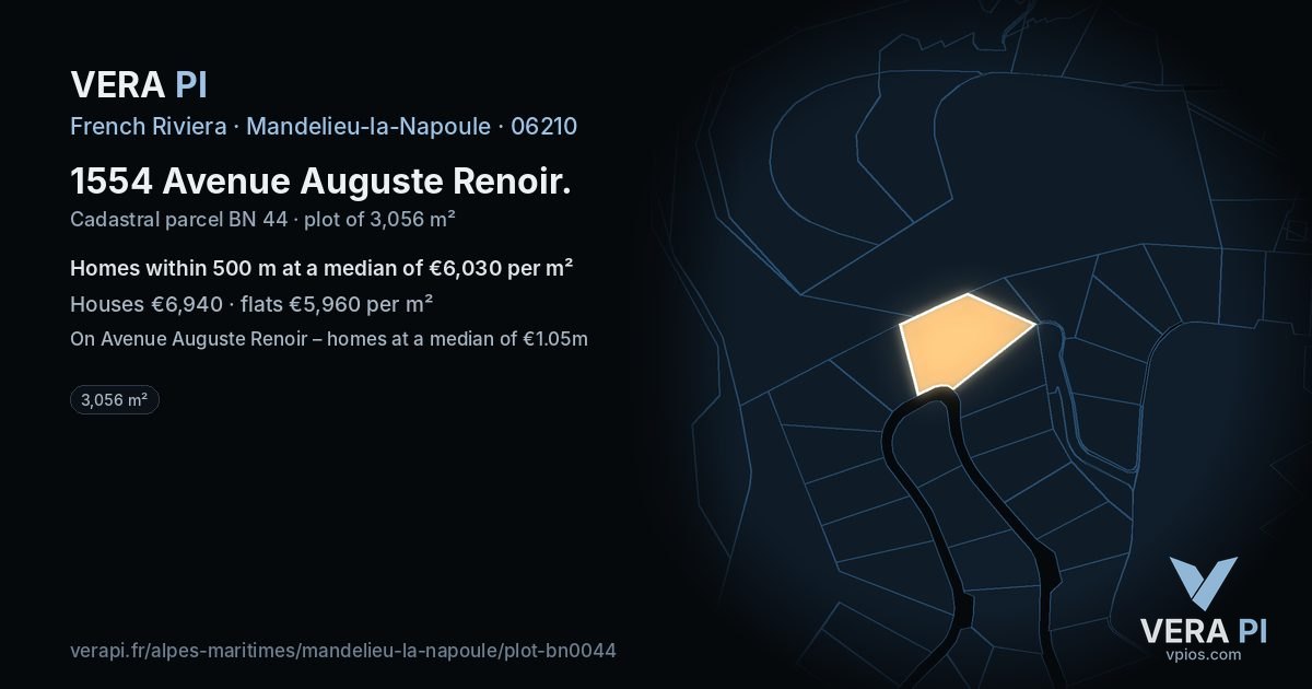 1554 Avenue Auguste Renoir, Mandelieu-la-Napoule at night – the plot lit, the parcels around coloured by the prices near them