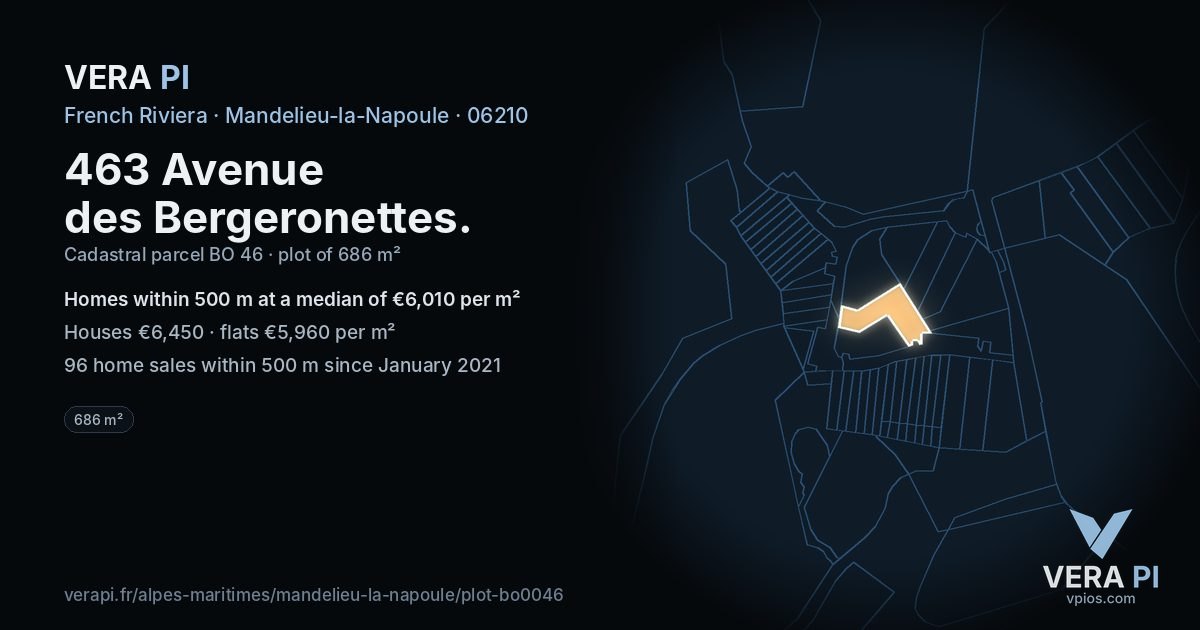 463 Avenue des Bergeronettes, Mandelieu-la-Napoule at night – the plot lit, the parcels around coloured by the prices near them