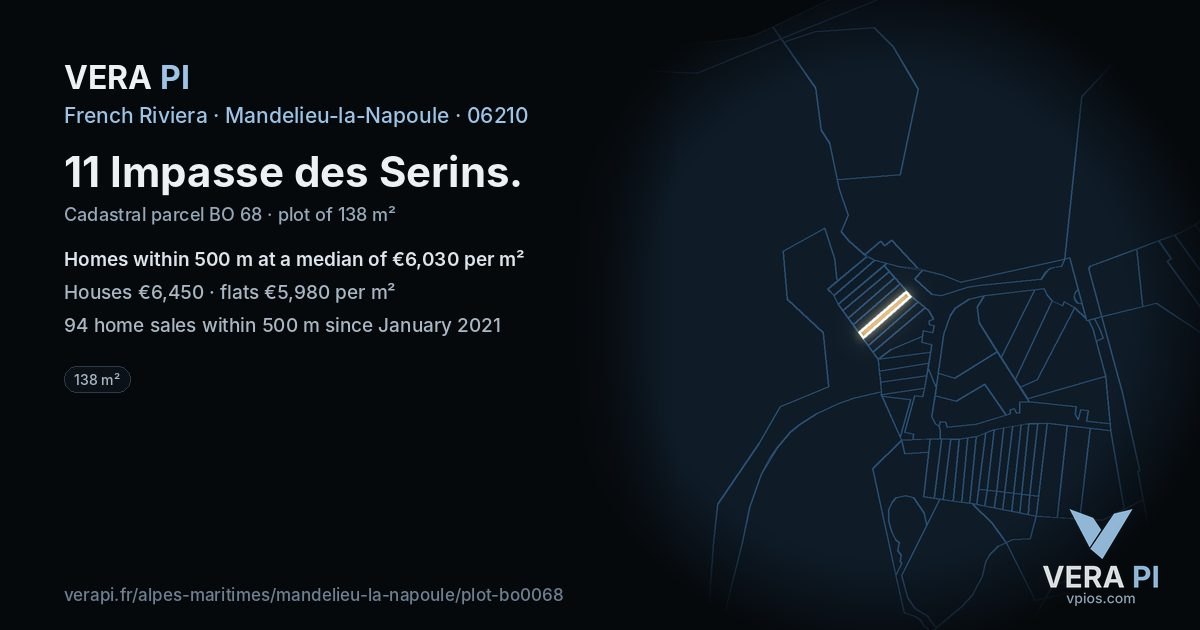 11 Impasse des Serins, Mandelieu-la-Napoule at night – the plot lit, the parcels around coloured by the prices near them