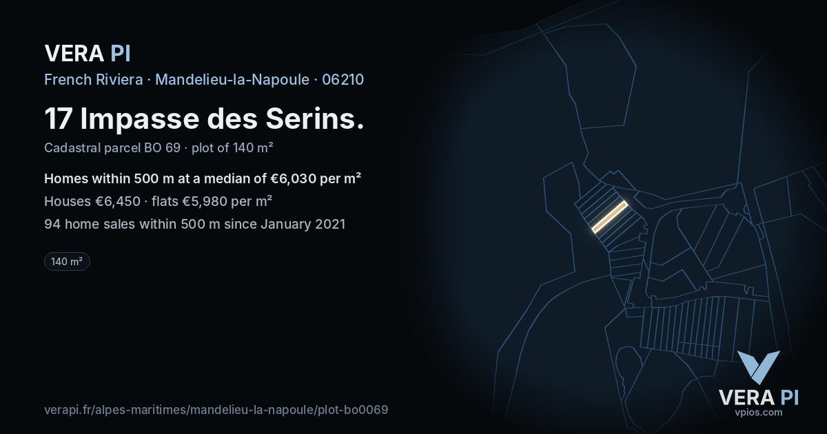17 Impasse des Serins, Mandelieu-la-Napoule at night – the plot lit, the parcels around coloured by the prices near them
