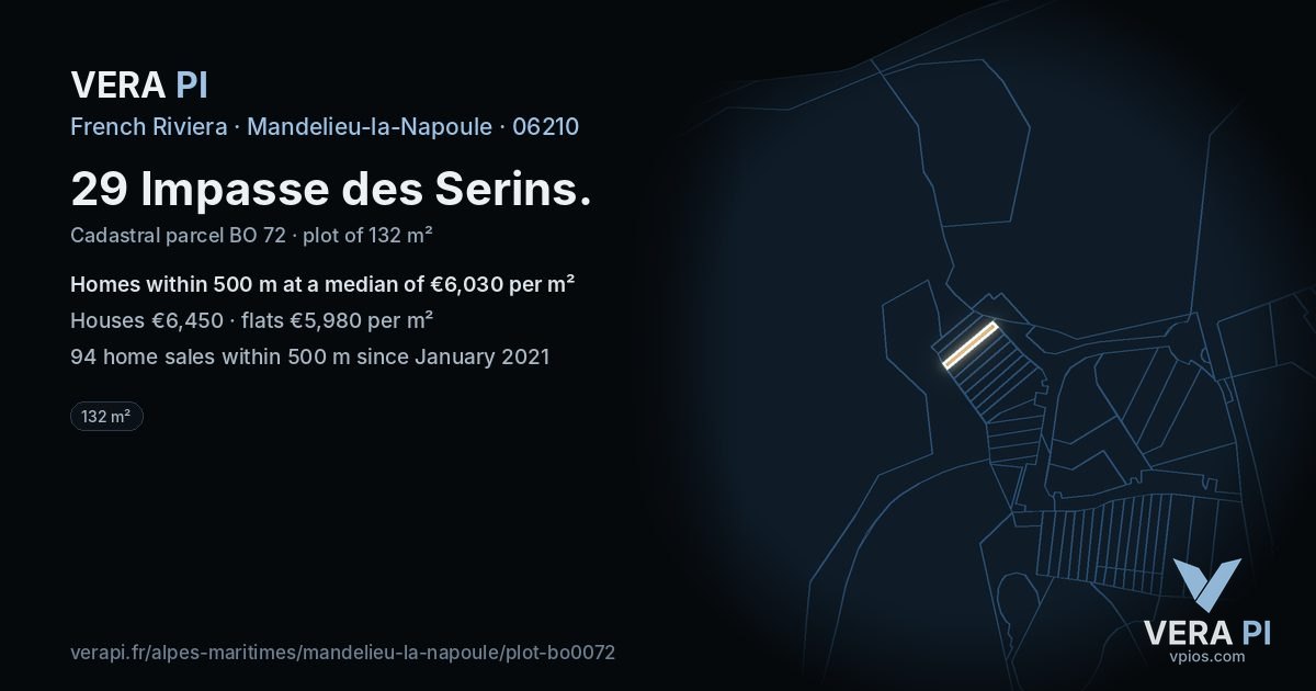 29 Impasse des Serins, Mandelieu-la-Napoule at night – the plot lit, the parcels around coloured by the prices near them