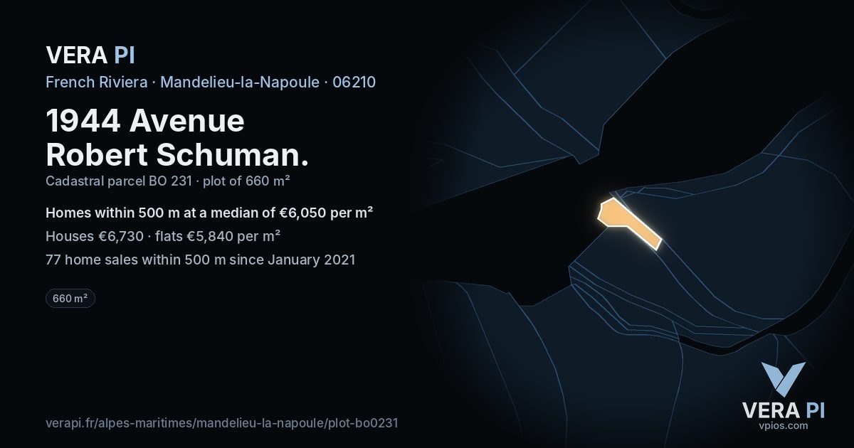 1944 Avenue Robert Schuman, Mandelieu-la-Napoule at night – the plot lit, the parcels around coloured by the prices near them