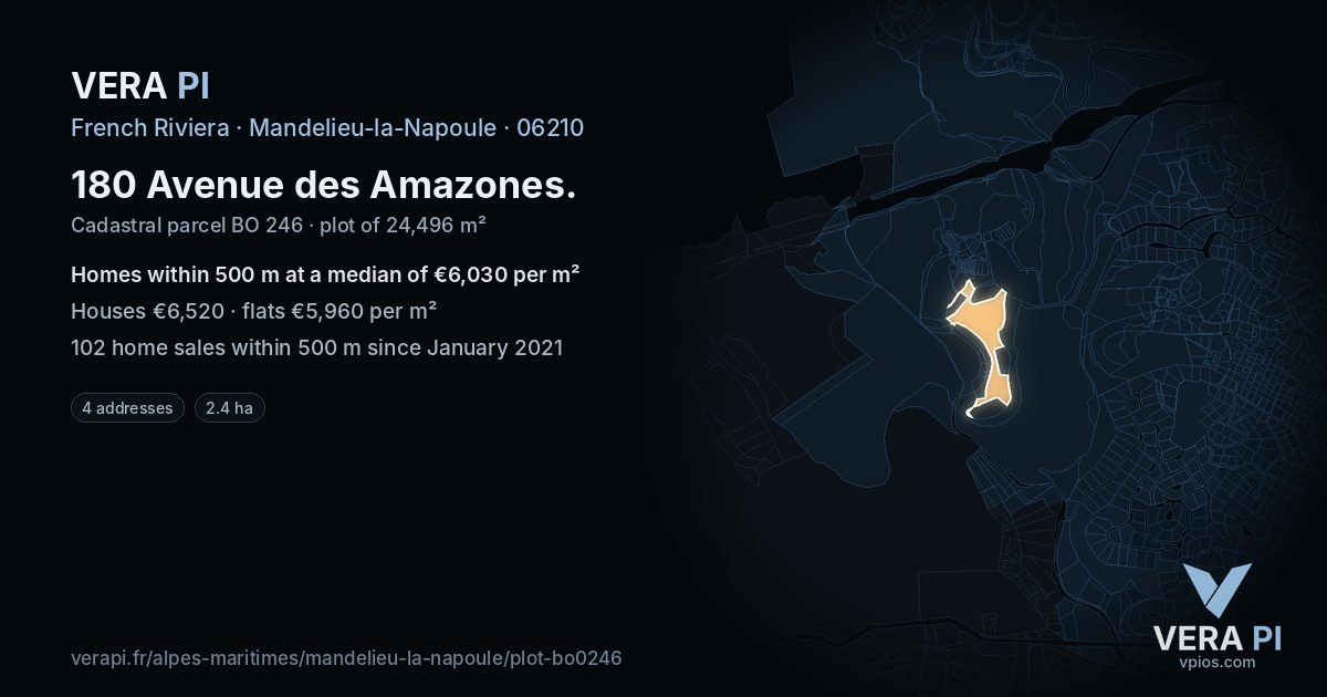 180 Avenue des Amazones, Mandelieu-la-Napoule at night – the plot lit, the parcels around coloured by the prices near them