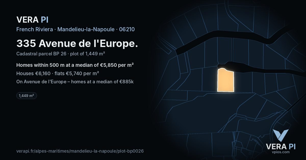 335 Avenue de l'Europe, Mandelieu-la-Napoule at night – the plot lit, the parcels around coloured by the prices near them