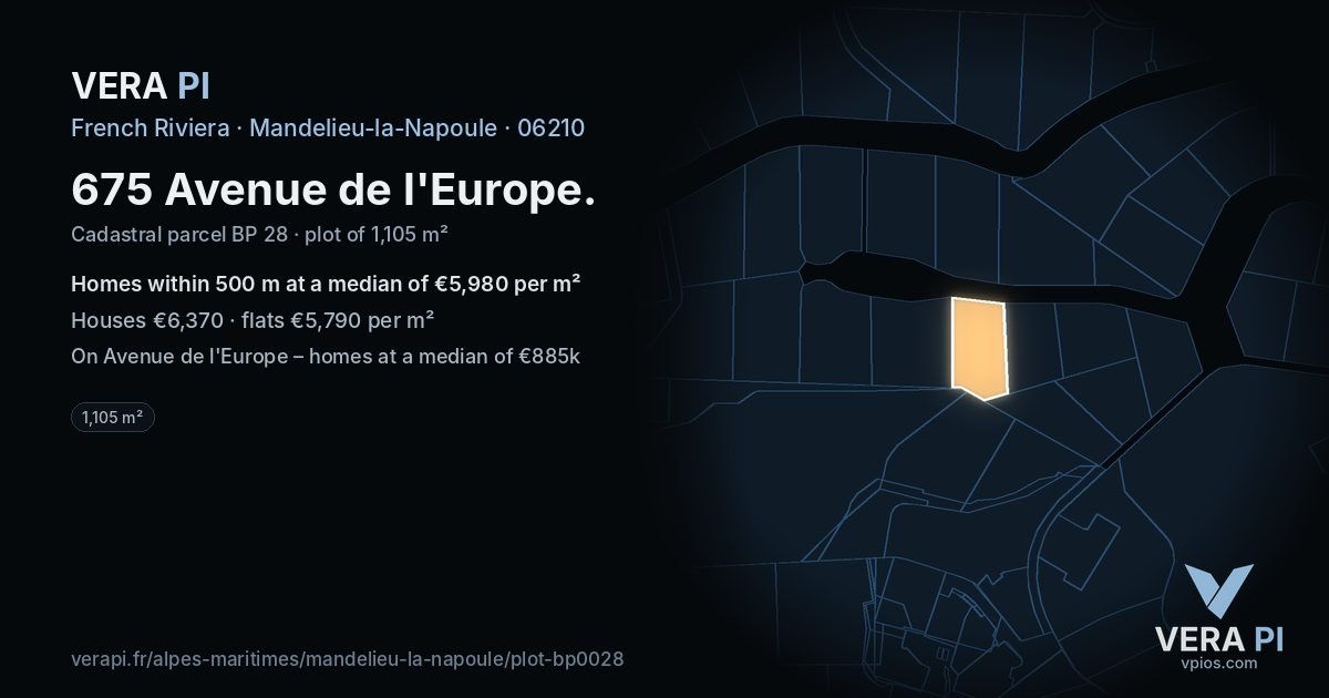 675 Avenue de l'Europe, Mandelieu-la-Napoule at night – the plot lit, the parcels around coloured by the prices near them