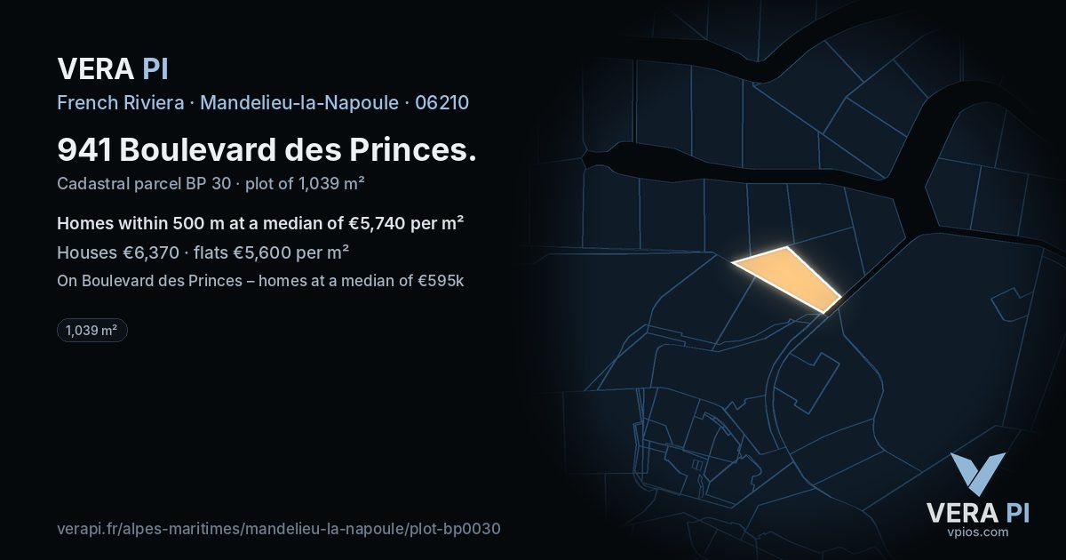 941 Boulevard des Princes, Mandelieu-la-Napoule at night – the plot lit, the parcels around coloured by the prices near them