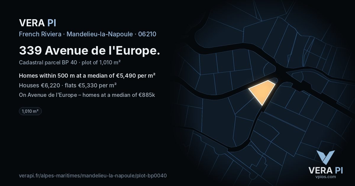 339 Avenue de l'Europe, Mandelieu-la-Napoule at night – the plot lit, the parcels around coloured by the prices near them