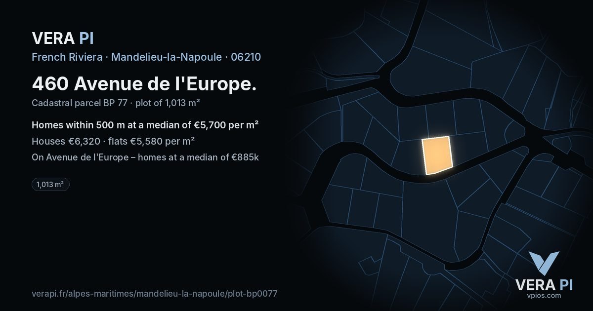 460 Avenue de l'Europe, Mandelieu-la-Napoule at night – the plot lit, the parcels around coloured by the prices near them
