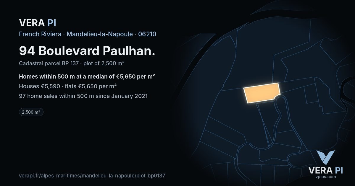 94 Boulevard Paulhan, Mandelieu-la-Napoule at night – the plot lit, the parcels around coloured by the prices near them