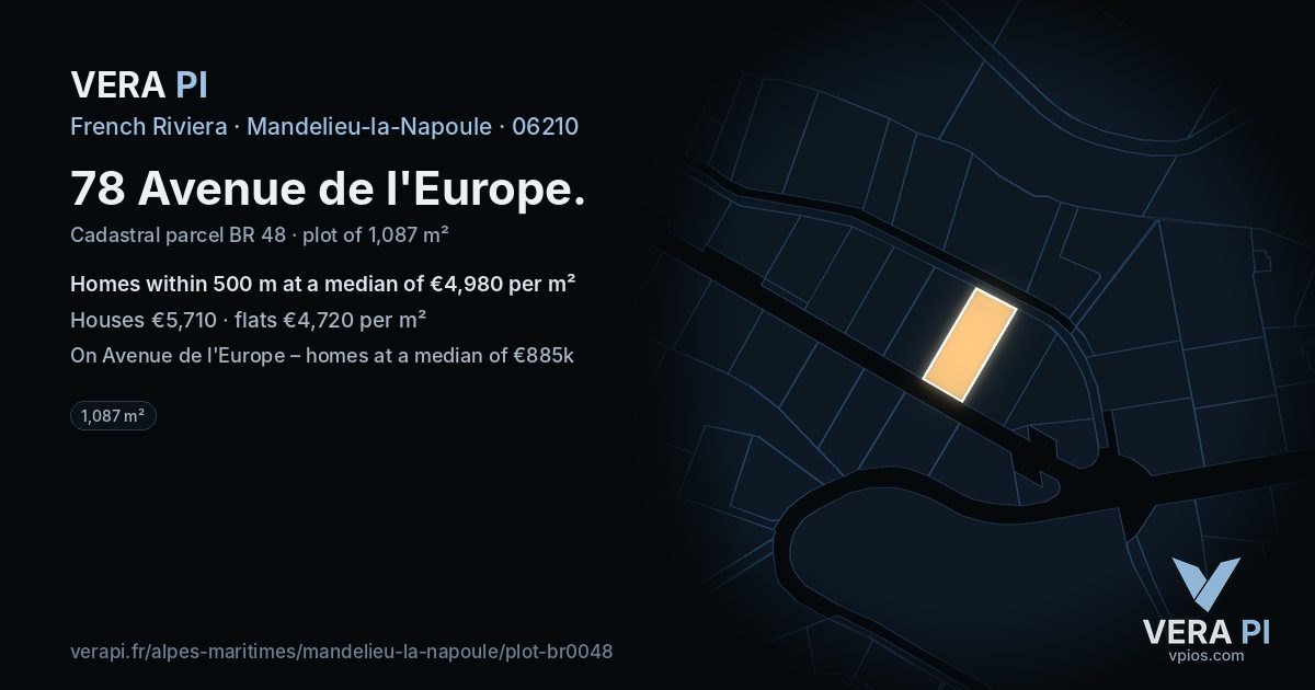78 Avenue de l'Europe, Mandelieu-la-Napoule at night – the plot lit, the parcels around coloured by the prices near them