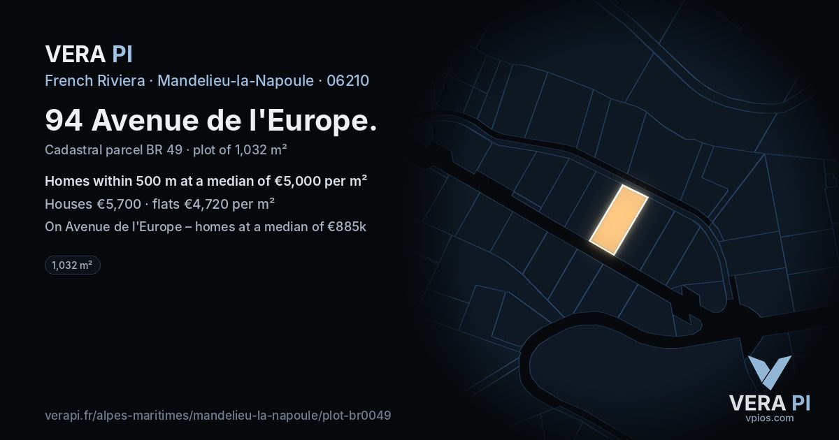 94 Avenue de l'Europe, Mandelieu-la-Napoule at night – the plot lit, the parcels around coloured by the prices near them