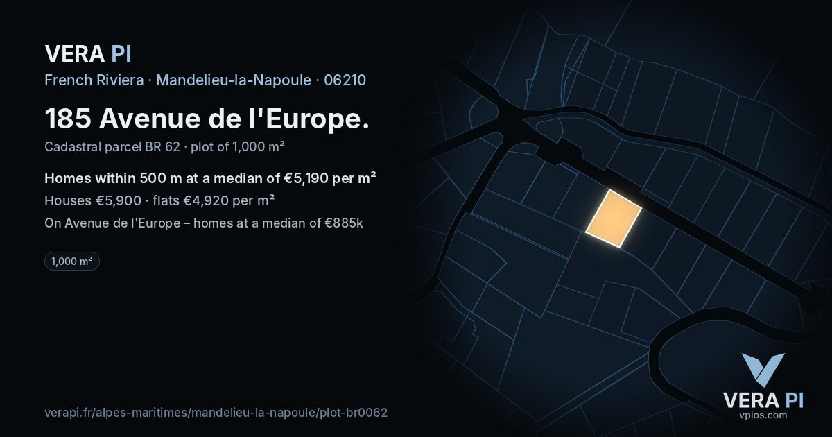 185 Avenue de l'Europe, Mandelieu-la-Napoule at night – the plot lit, the parcels around coloured by the prices near them