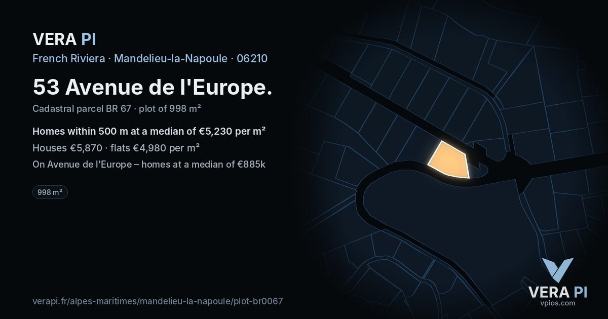 53 Avenue de l'Europe, Mandelieu-la-Napoule at night – the plot lit, the parcels around coloured by the prices near them
