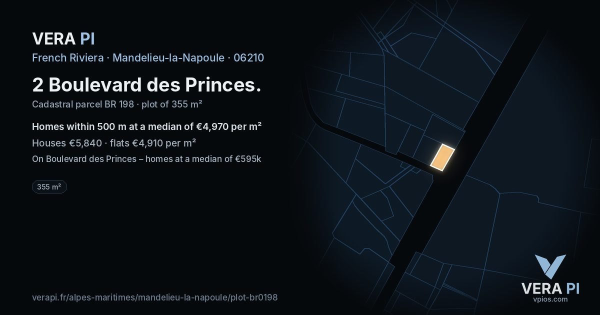 2 Boulevard des Princes, Mandelieu-la-Napoule at night – the plot lit, the parcels around coloured by the prices near them