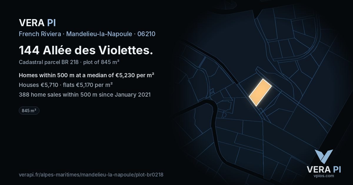 144 Allée des Violettes, Mandelieu-la-Napoule at night – the plot lit, the parcels around coloured by the prices near them