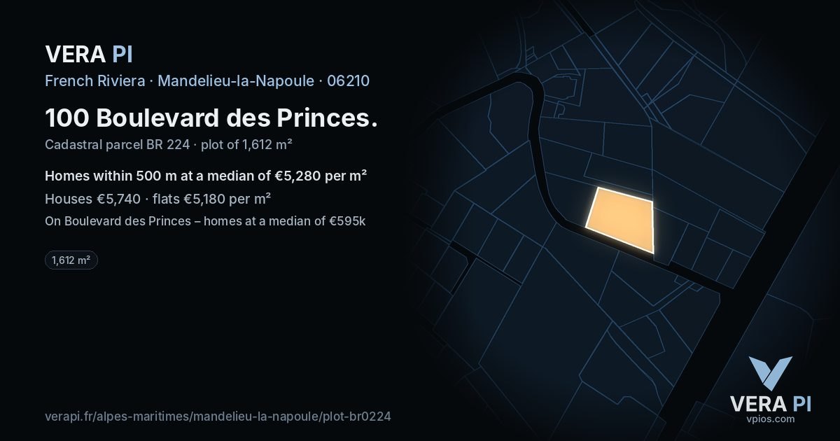 100 Boulevard des Princes, Mandelieu-la-Napoule at night – the plot lit, the parcels around coloured by the prices near them