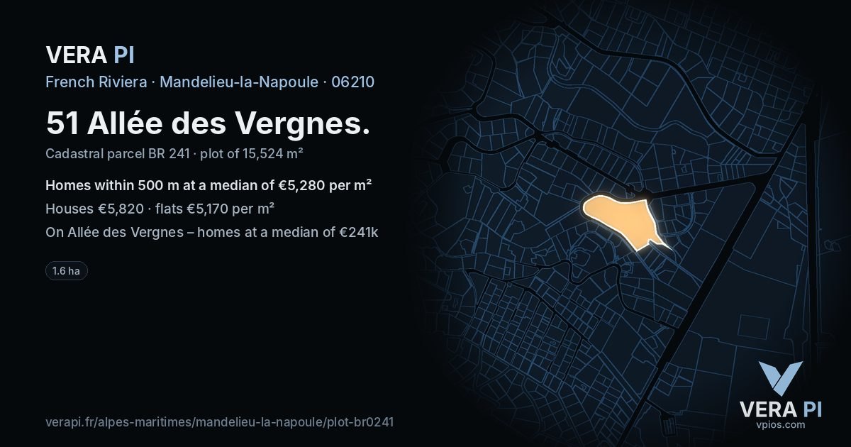 51 Allée des Vergnes, Mandelieu-la-Napoule at night – the plot lit, the parcels around coloured by the prices near them