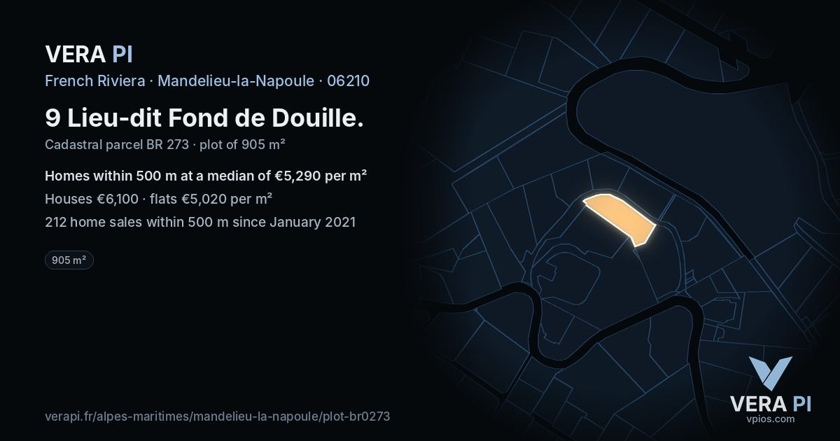 9 Lieu-dit Fond de Douille, Mandelieu-la-Napoule at night – the plot lit, the parcels around coloured by the prices near them