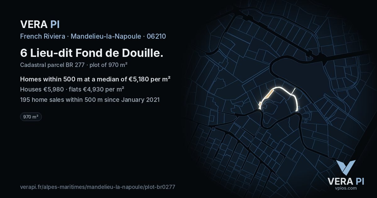 6 Lieu-dit Fond de Douille, Mandelieu-la-Napoule at night – the plot lit, the parcels around coloured by the prices near them
