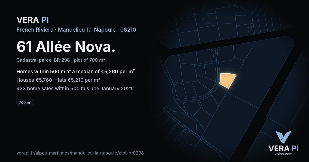 61 Allée Nova, Mandelieu-la-Napoule at night – the plot lit, the parcels around coloured by the prices near them