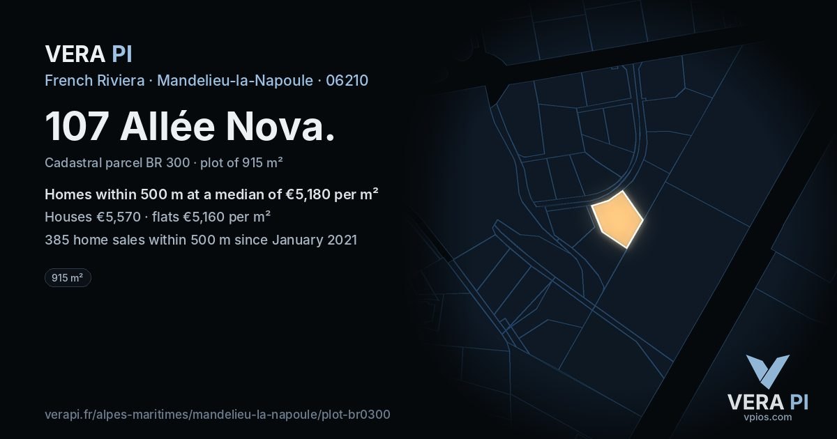 107 Allée Nova, Mandelieu-la-Napoule at night – the plot lit, the parcels around coloured by the prices near them