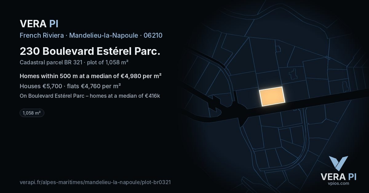 230 Boulevard Estérel Parc, Mandelieu-la-Napoule at night – the plot lit, the parcels around coloured by the prices near them