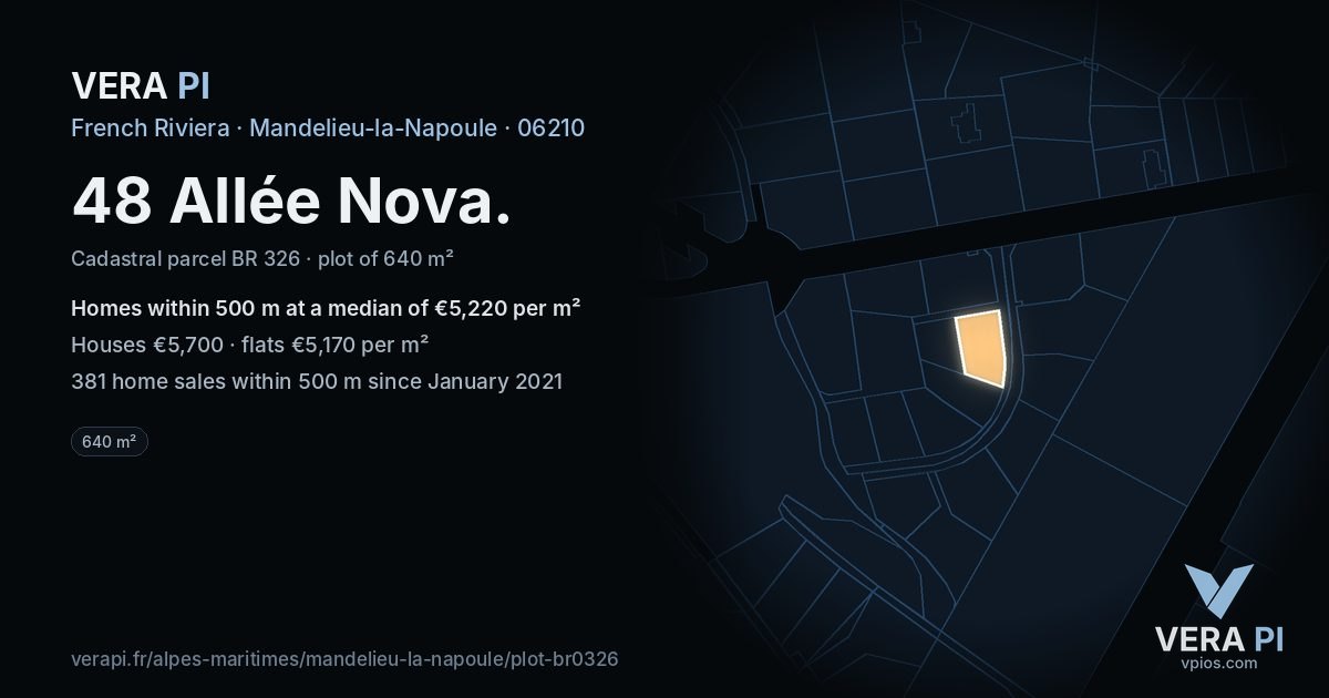 48 Allée Nova, Mandelieu-la-Napoule at night – the plot lit, the parcels around coloured by the prices near them