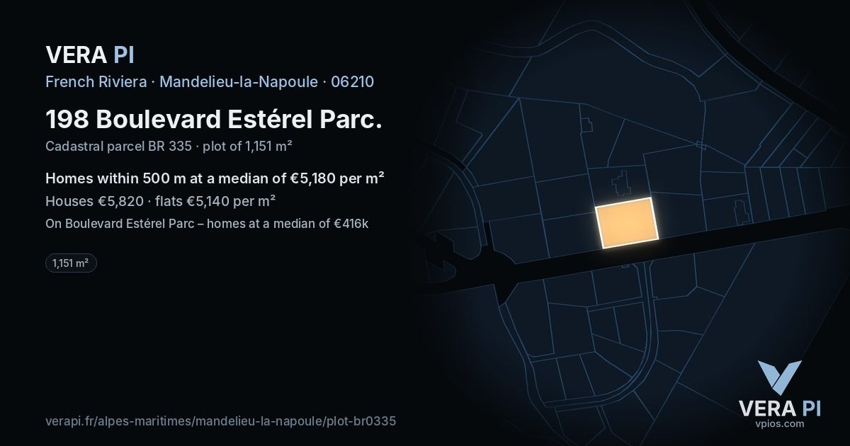 198 Boulevard Estérel Parc, Mandelieu-la-Napoule at night – the plot lit, the parcels around coloured by the prices near them