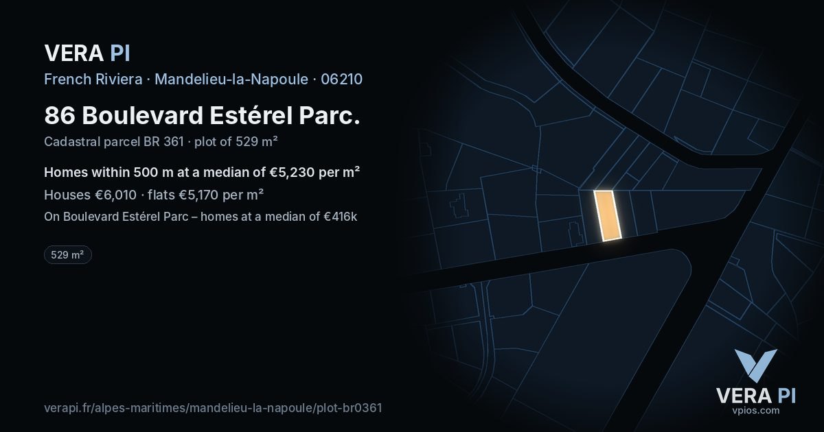 86 Boulevard Estérel Parc, Mandelieu-la-Napoule at night – the plot lit, the parcels around coloured by the prices near them