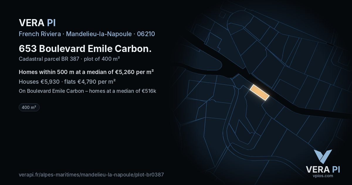 653 Boulevard Emile Carbon, Mandelieu-la-Napoule at night – the plot lit, the parcels around coloured by the prices near them