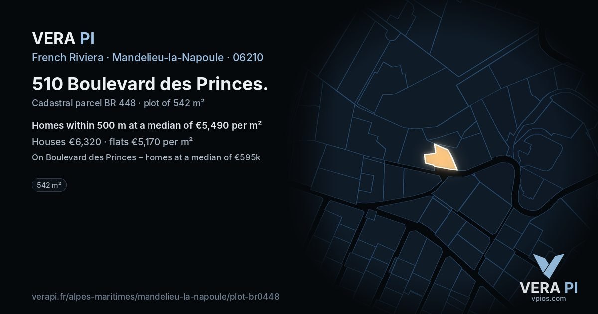 510 Boulevard des Princes, Mandelieu-la-Napoule at night – the plot lit, the parcels around coloured by the prices near them