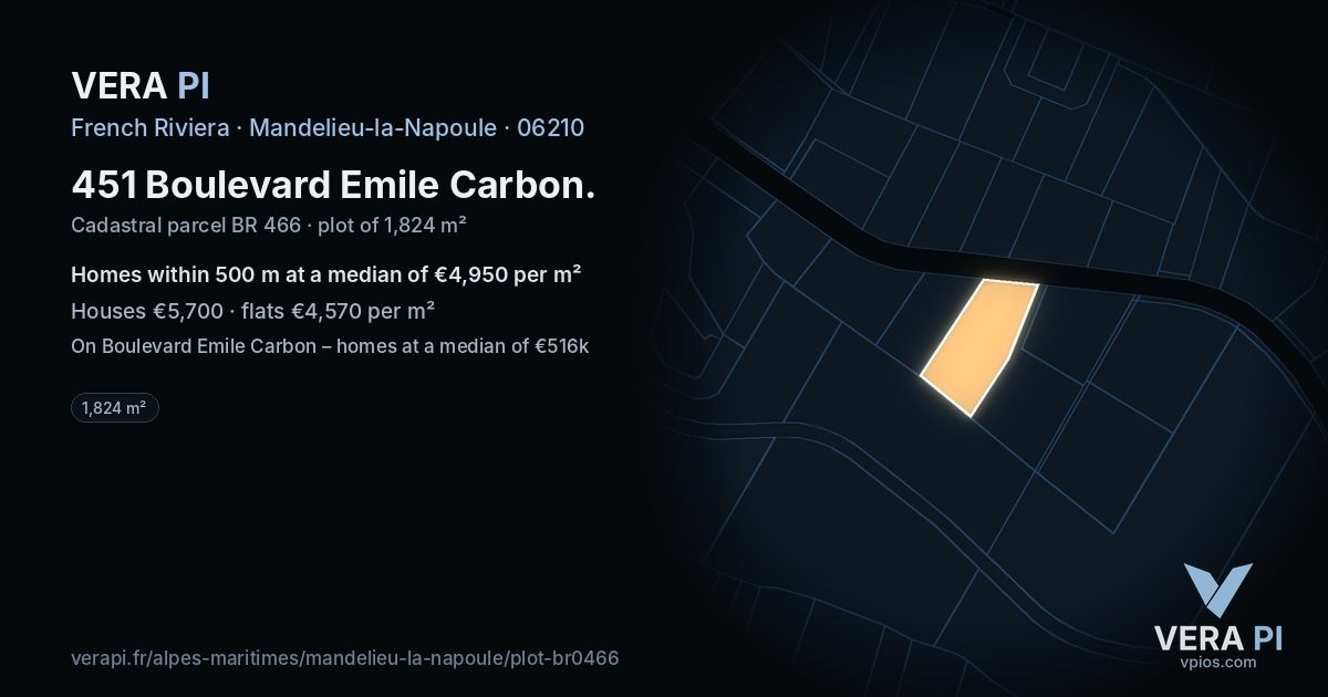 451 Boulevard Emile Carbon, Mandelieu-la-Napoule at night – the plot lit, the parcels around coloured by the prices near them