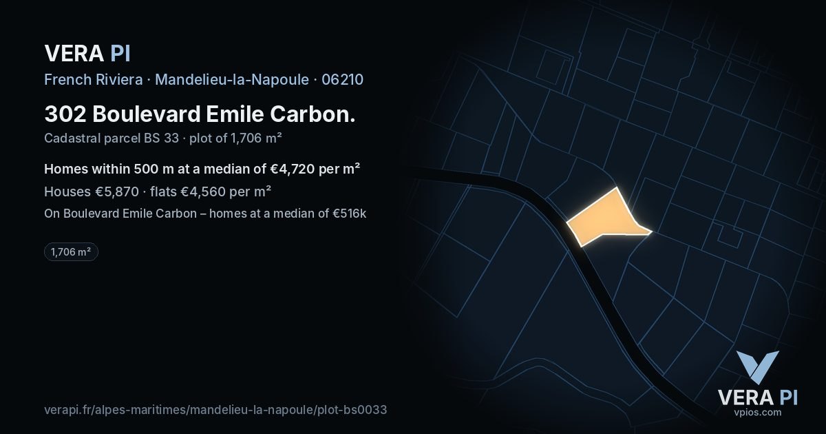 302 Boulevard Emile Carbon, Mandelieu-la-Napoule at night – the plot lit, the parcels around coloured by the prices near them