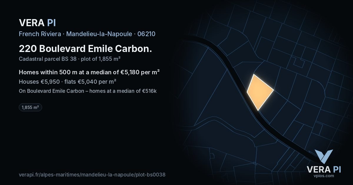 220 Boulevard Emile Carbon, Mandelieu-la-Napoule at night – the plot lit, the parcels around coloured by the prices near them