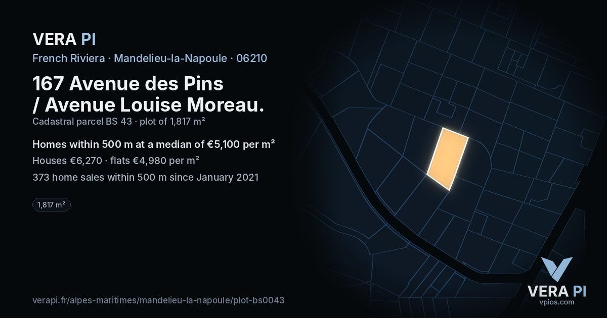167 Avenue des Pins / Avenue Louise Moreau, Mandelieu-la-Napoule at night – the plot lit, the parcels around coloured by the prices near them