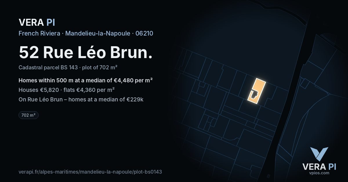52 Rue Léo Brun, Mandelieu-la-Napoule at night – the plot lit, the parcels around coloured by the prices near them