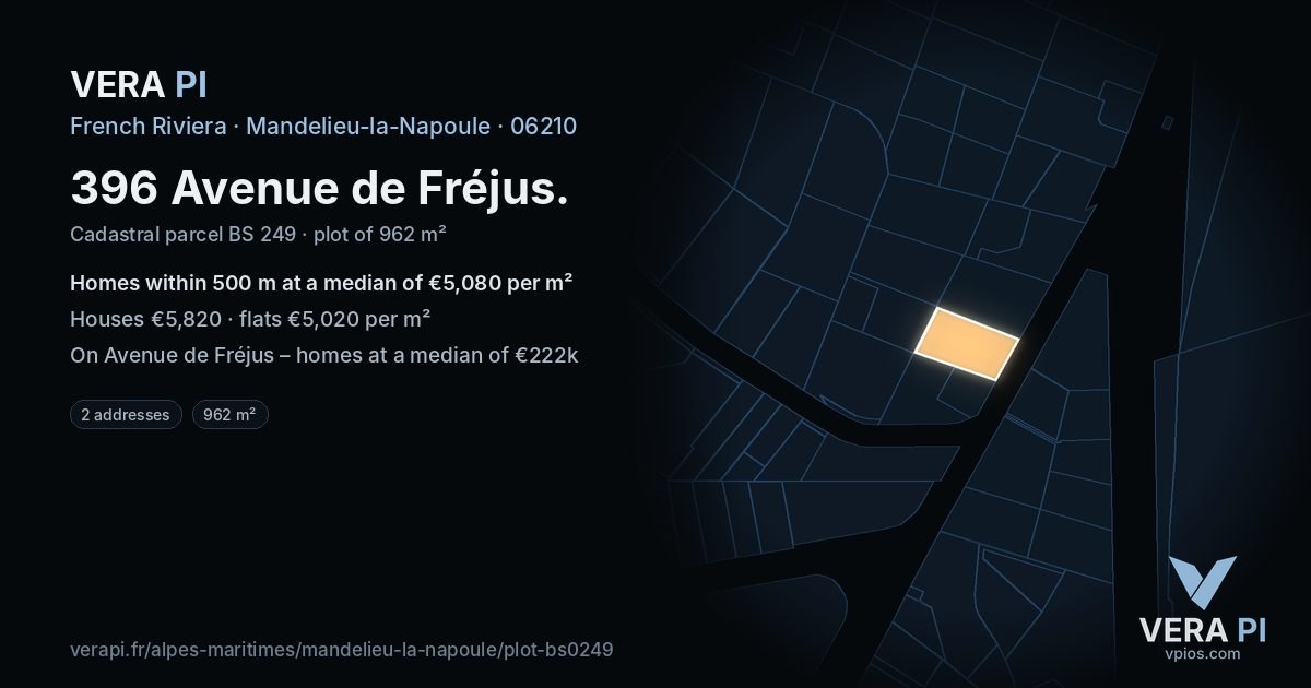 396 Avenue de Fréjus, Mandelieu-la-Napoule at night – the plot lit, the parcels around coloured by the prices near them