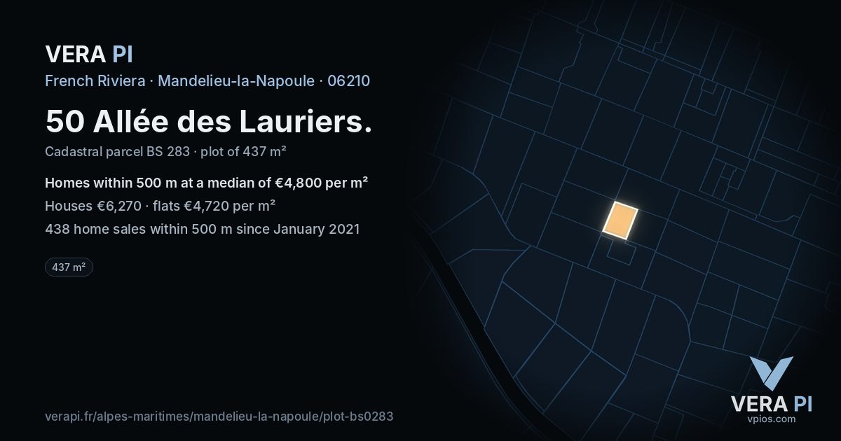 50 Allée des Lauriers, Mandelieu-la-Napoule at night – the plot lit, the parcels around coloured by the prices near them