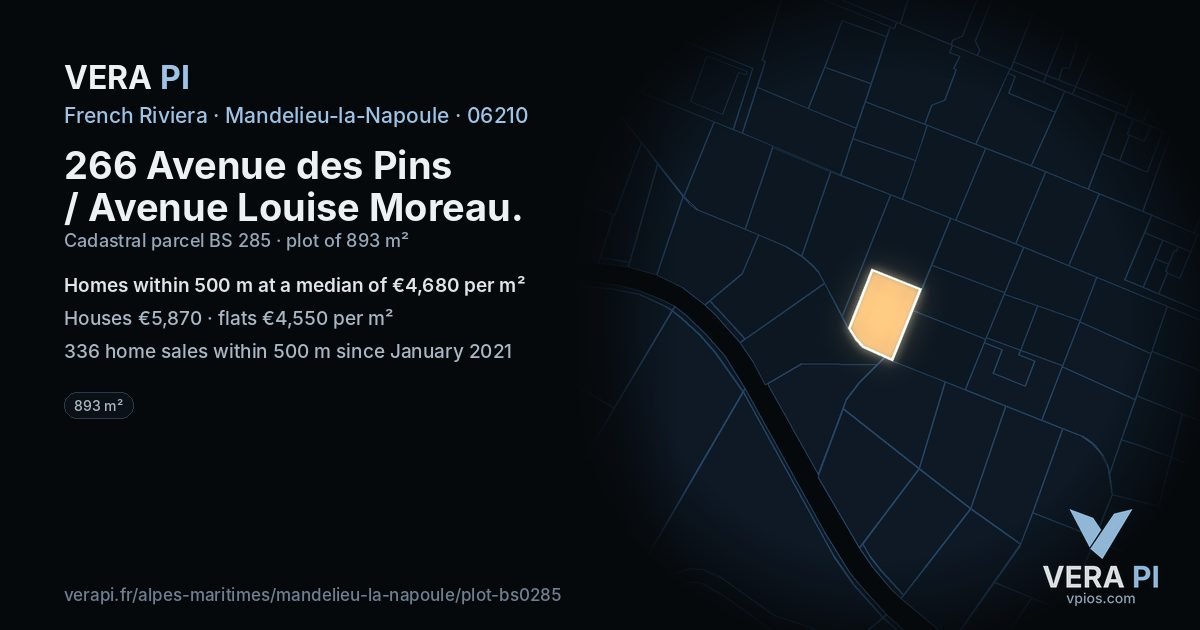 266 Avenue des Pins / Avenue Louise Moreau, Mandelieu-la-Napoule at night – the plot lit, the parcels around coloured by the prices near them
